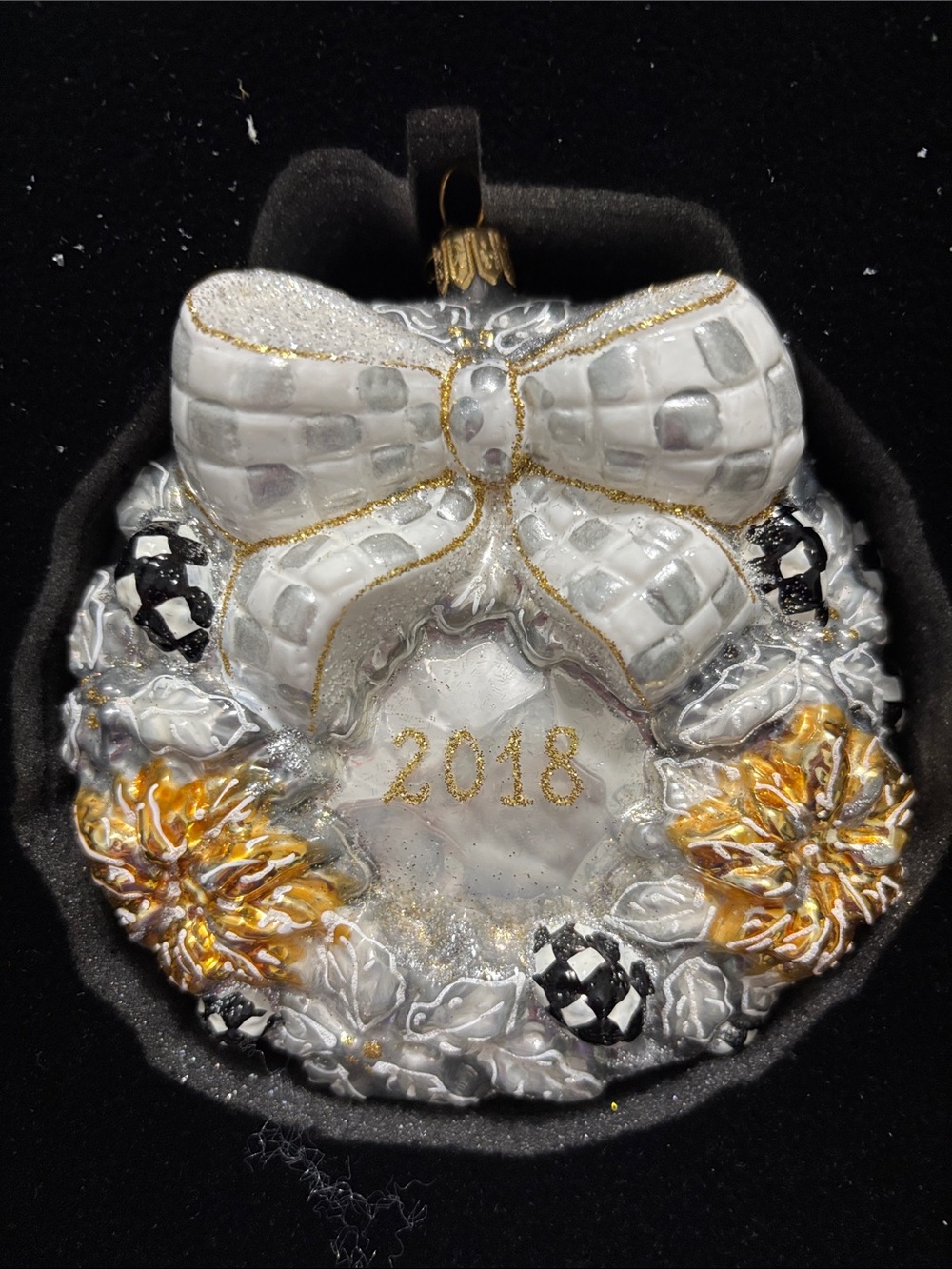 MacKenzie-Childs 2018 Annual Wreath Ornament like new